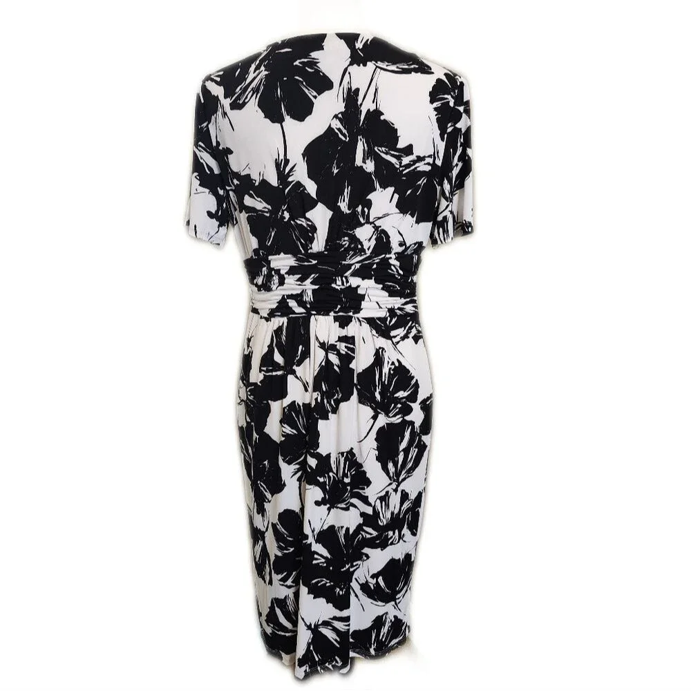 Evan Picone dress white with black flowers v-neck ruched waist - 10